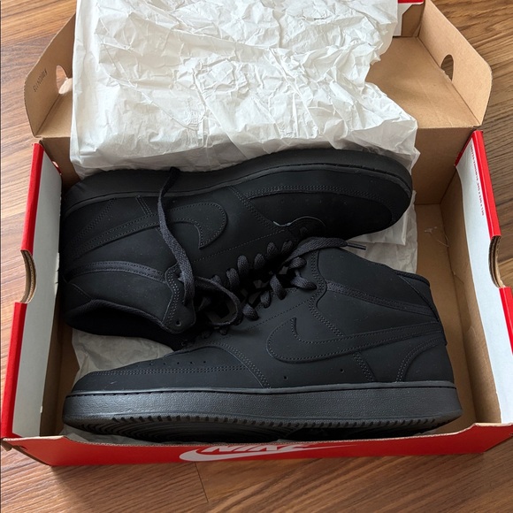 Nike Men's Court Vision mid high Black Sneakers - Picture 5 of 5